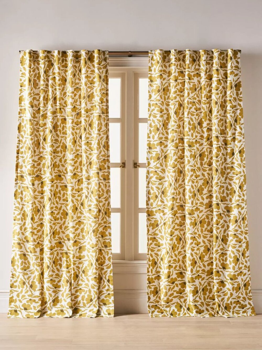 Anthropologie McKenzie Parrott Cotton Printed Floral Curtain, 1 panel - Picture 2 of 3